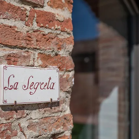 Podere Minuccio 펜션 *